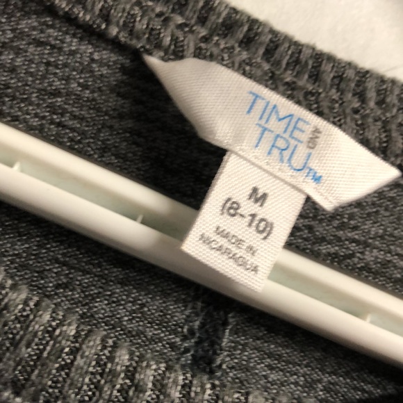 Heather gray time and true medium 8–10 tunic crewneck long sleeved fall top - Picture 4 of 12